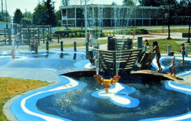 water play
structure