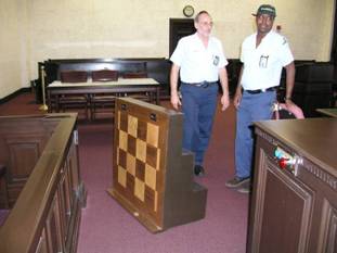 Platform covering stairs for lift use